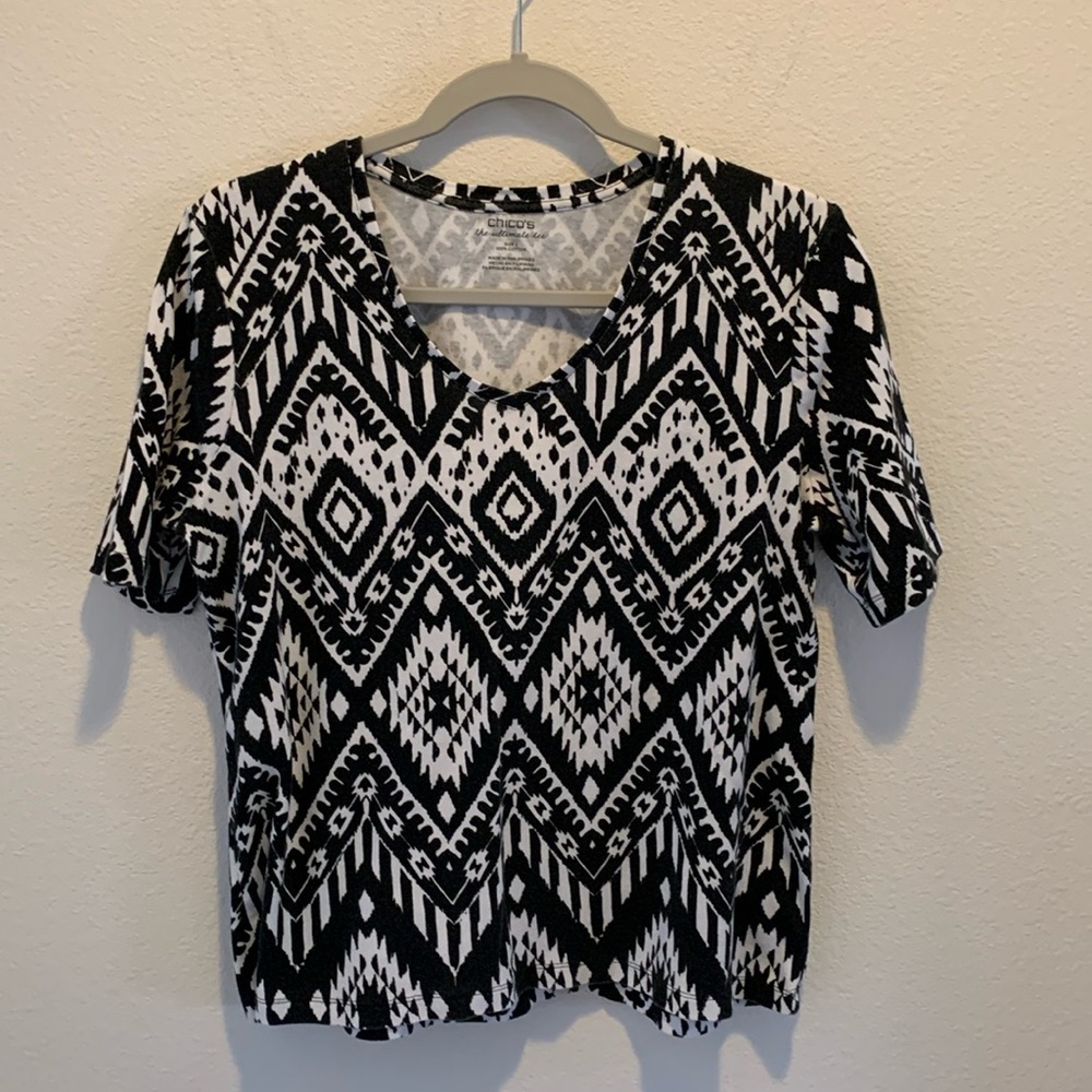 Chico’s Womens the ultimate tee. Black&White Aztec design. 100% Cotton. Size 2. 